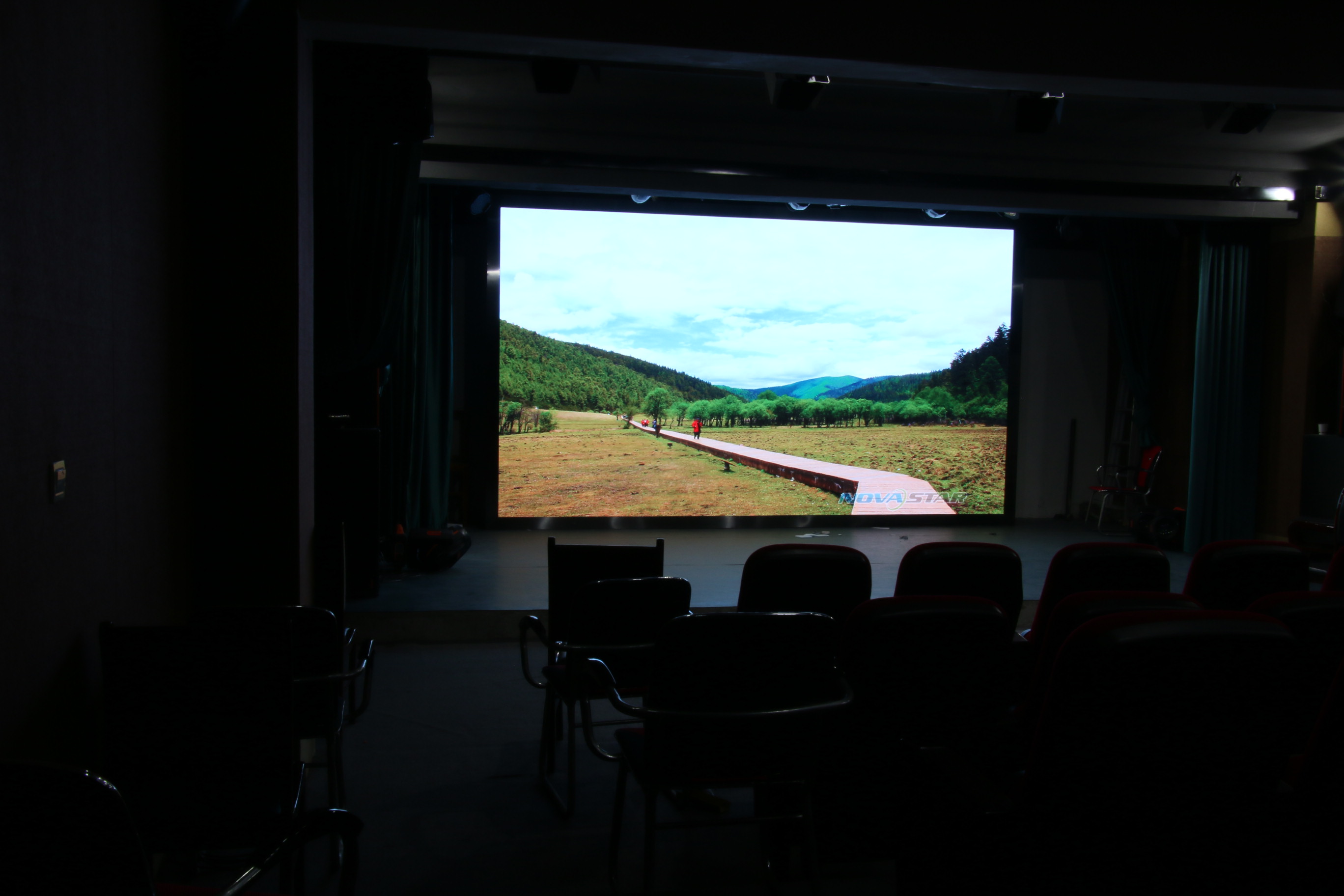 铜梁文化馆D2.5全彩15平米